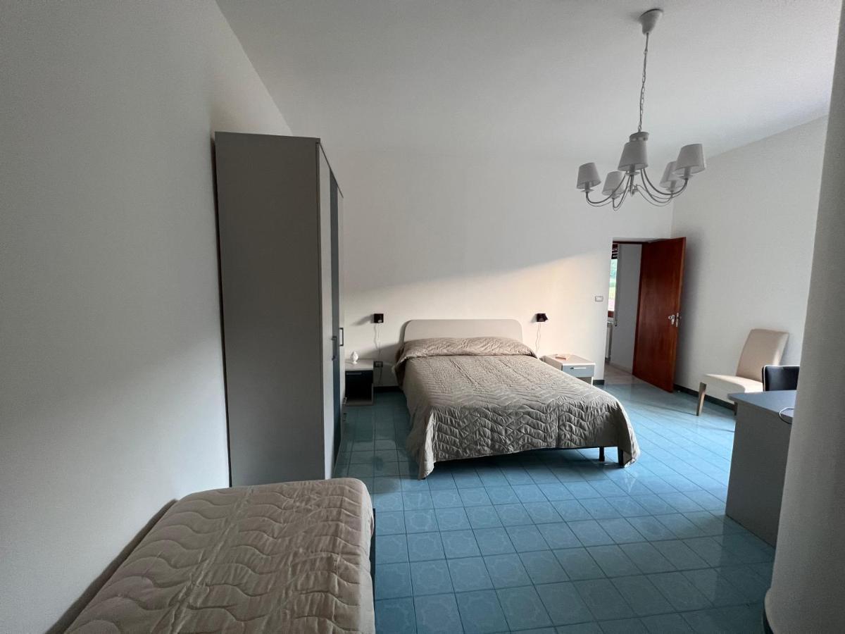 Atomos Bed and Breakfast Alvignano Buitenkant foto