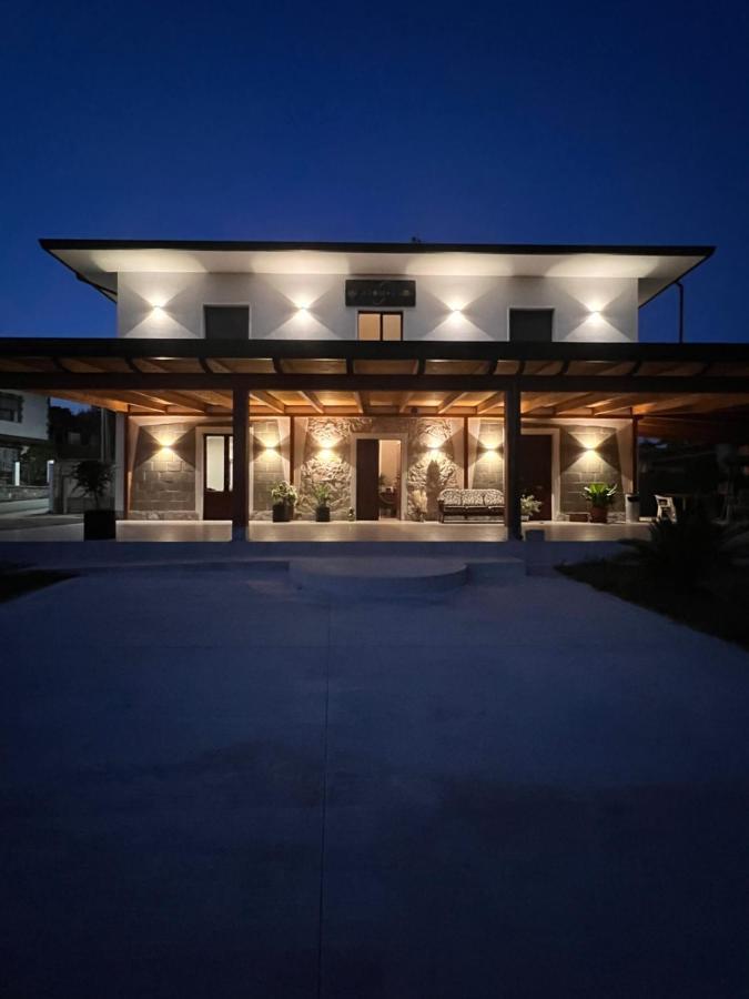 Atomos Bed and Breakfast Alvignano Buitenkant foto