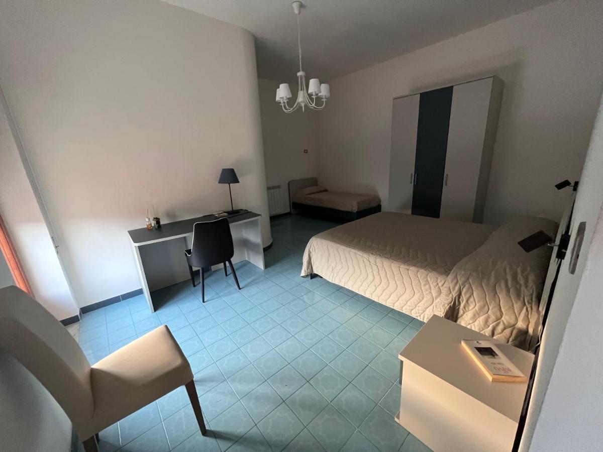 Atomos Bed and Breakfast Alvignano Buitenkant foto