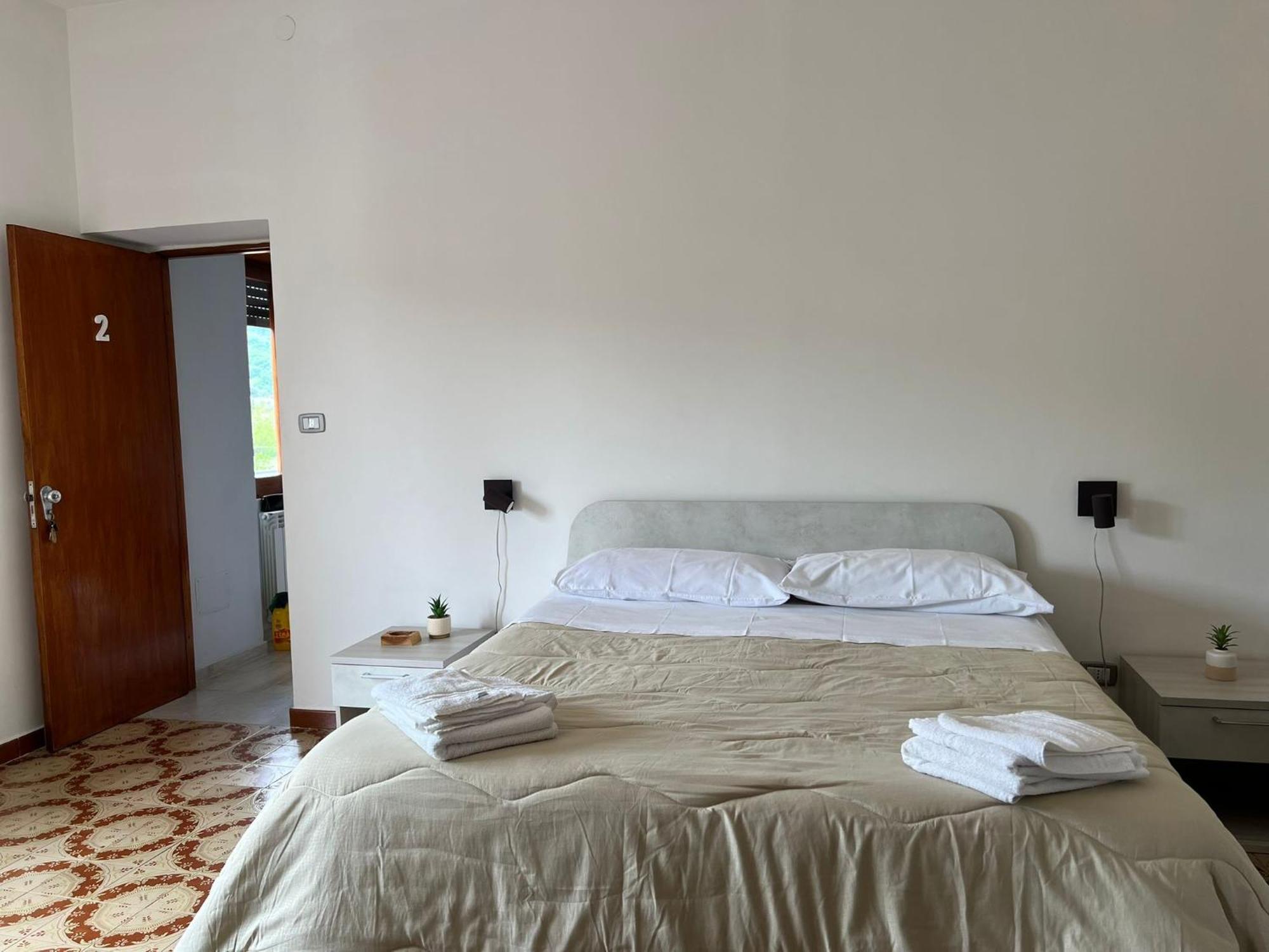Atomos Bed and Breakfast Alvignano Buitenkant foto